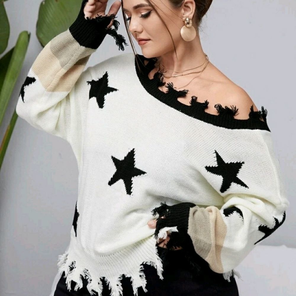 Plus Star Pattern Drop Shoulder Distressed Sweater - Picture 3 of 5